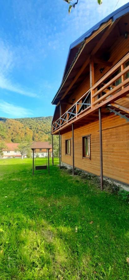 Apartmán Rosinka Jaremče Exteriér fotografie