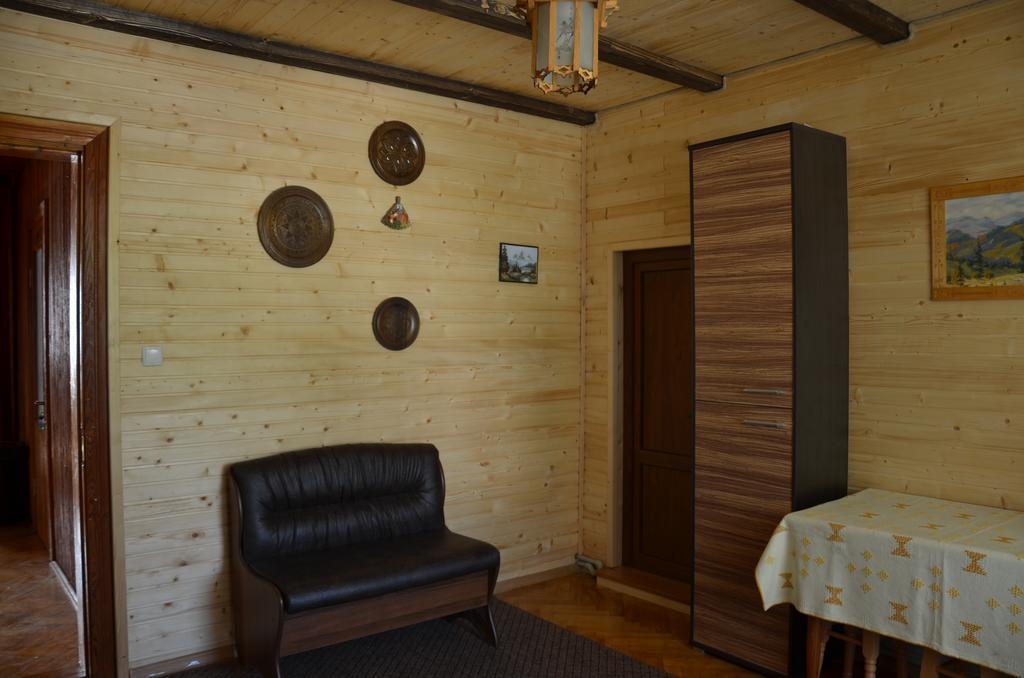 Apartmán Rosinka Jaremče Exteriér fotografie