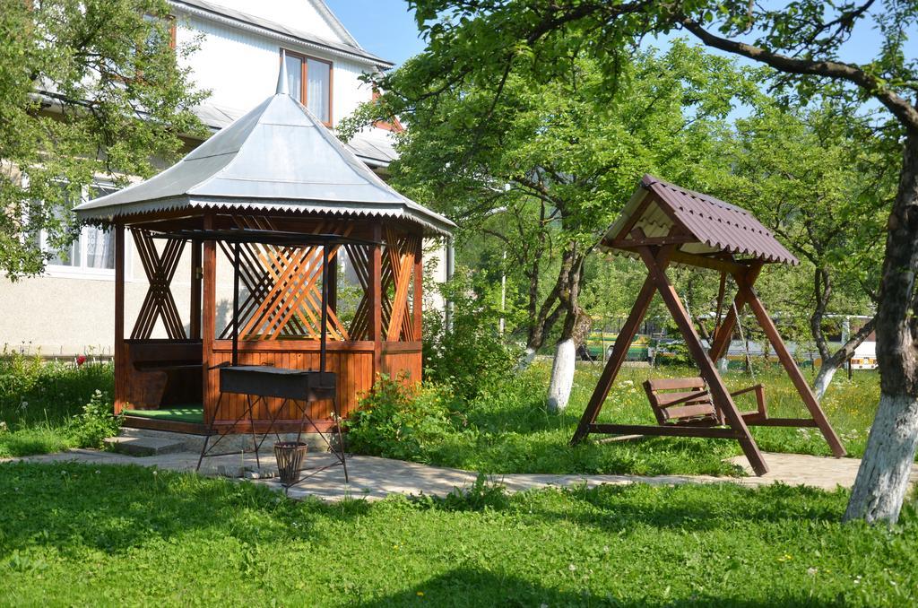 Apartmán Rosinka Jaremče Exteriér fotografie
