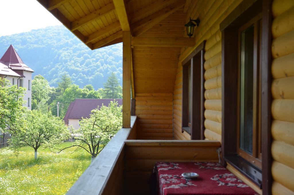 Apartmán Rosinka Jaremče Exteriér fotografie