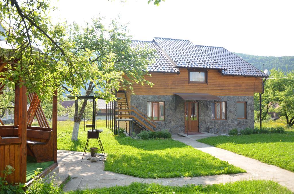 Apartmán Rosinka Jaremče Exteriér fotografie